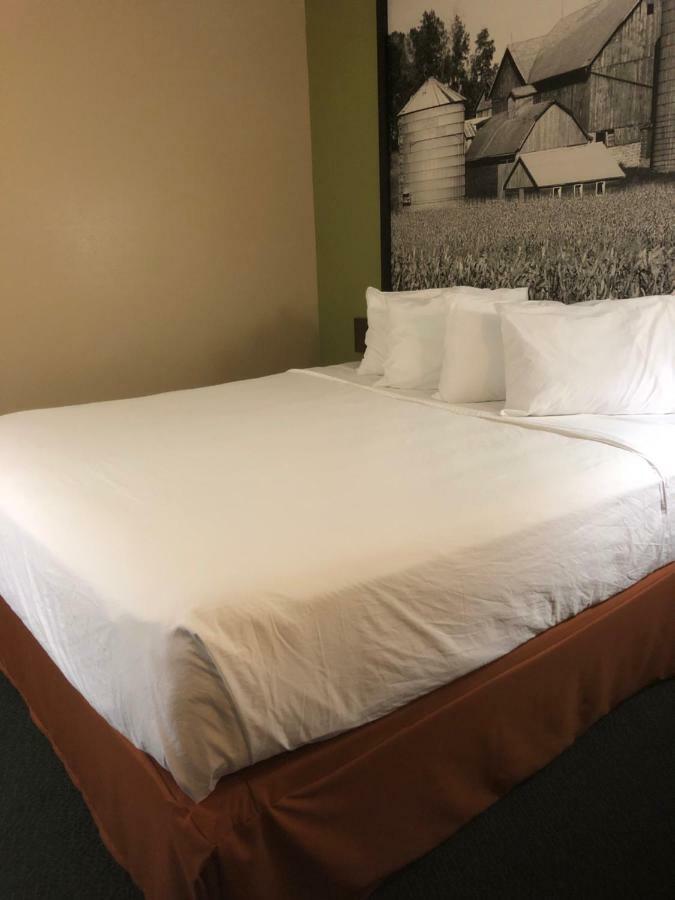 Americas Best Value Inn Onawa Bagian luar foto